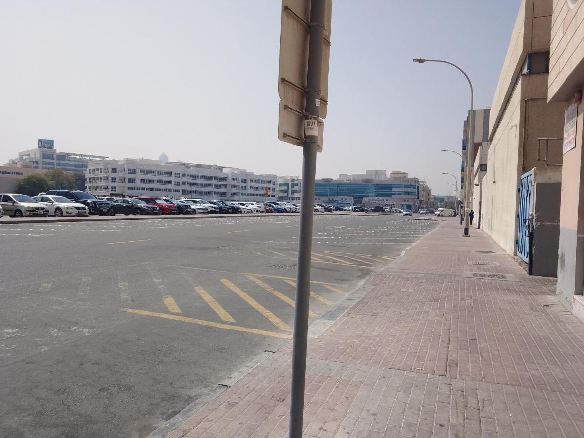 Abree Building New Hostel Dubai Exterior foto